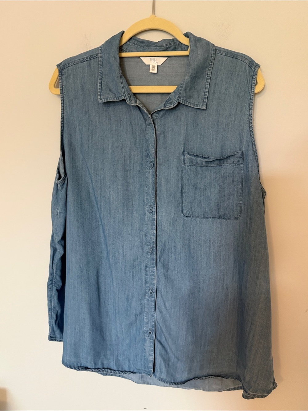 Time & Tru Womens Light Blue Sleeveless Denim Button-Down Shirt Size XXL (20)